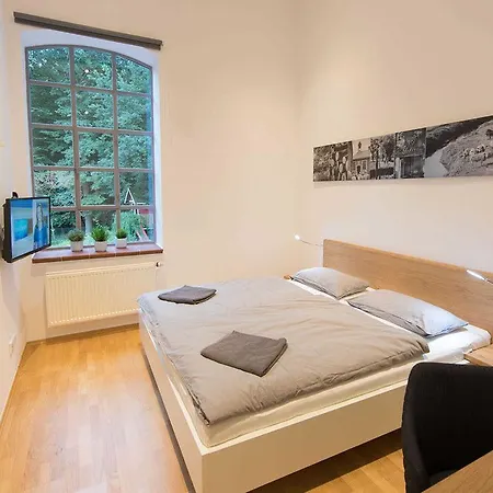 Grosse Luxus-ferienwohnung Im Alten Lokschuppen